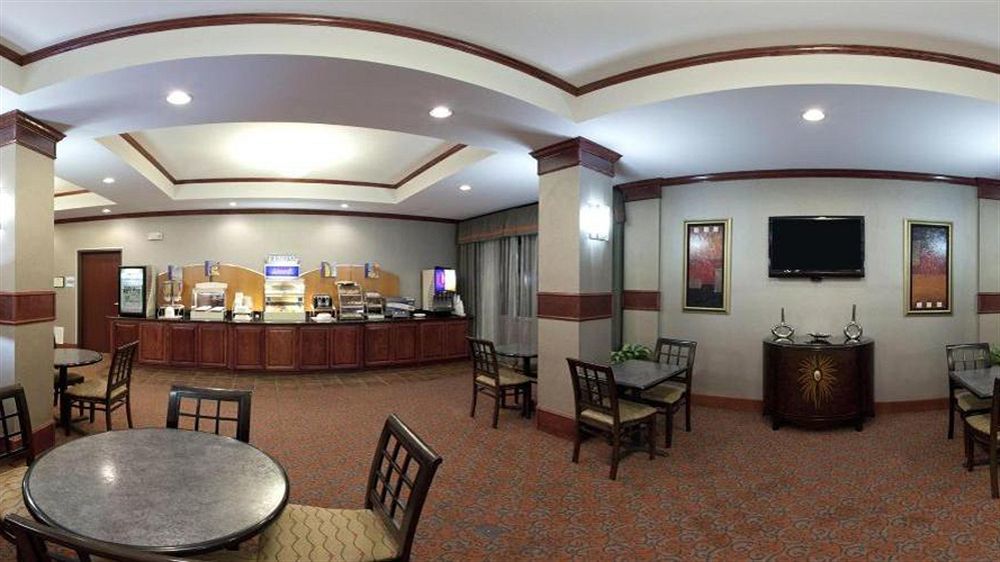 Express And Stockton By Ihg Hotel